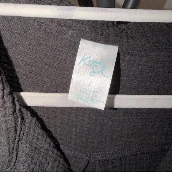 Black Button-Up Shirt - 100% Cotton - Picture 3 of 6